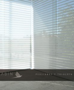 Alternative view of Triple Shade (Shangri-la)